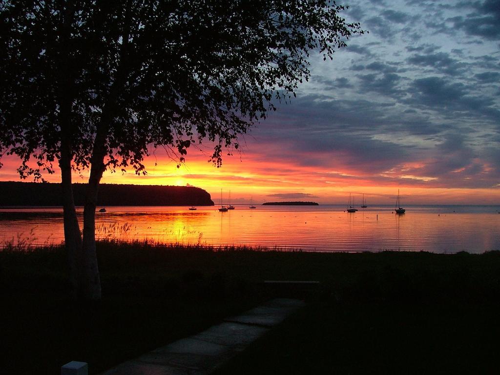 Edgewater Resort Іфреім Екстер'єр фото